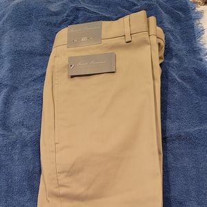 Men Shorts Sz 40 9" inseam